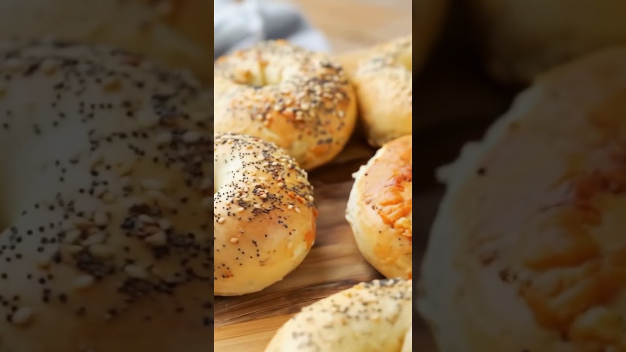 Keto High-Protein Bagels 🥯 | 5g Net Carbs & 21g Protein – The Best Low-Carb Breakfast!