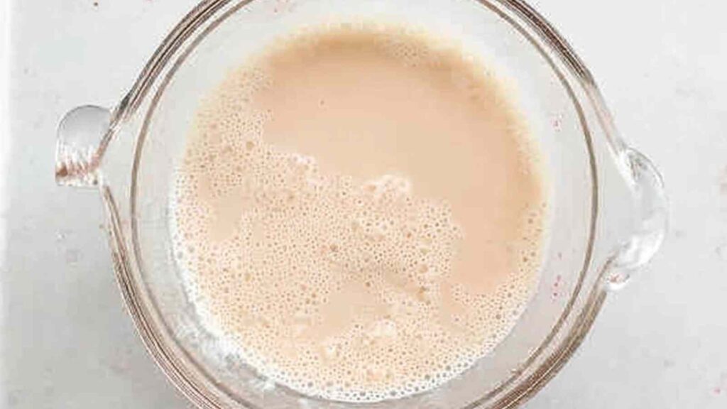 Activating Yeast for Sesame Bagel