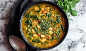 Spinach Lentil and Butter Bean Soup
