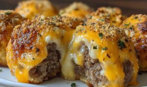 Garlic Parmesan Cheeseburger Bombs
