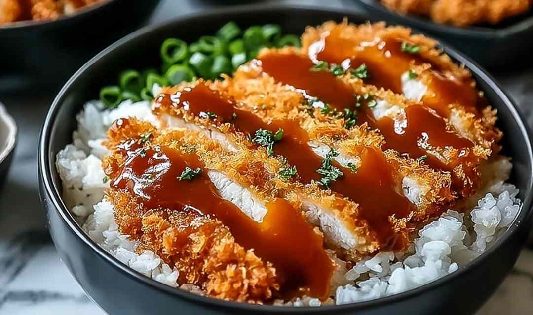 Japanese Katsu Bowls with Tonkatsu Sauce