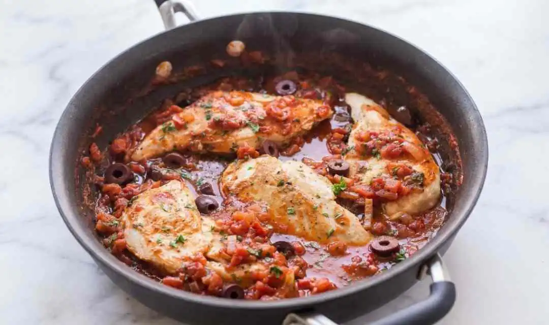 Mediterranean Chicken Skillet